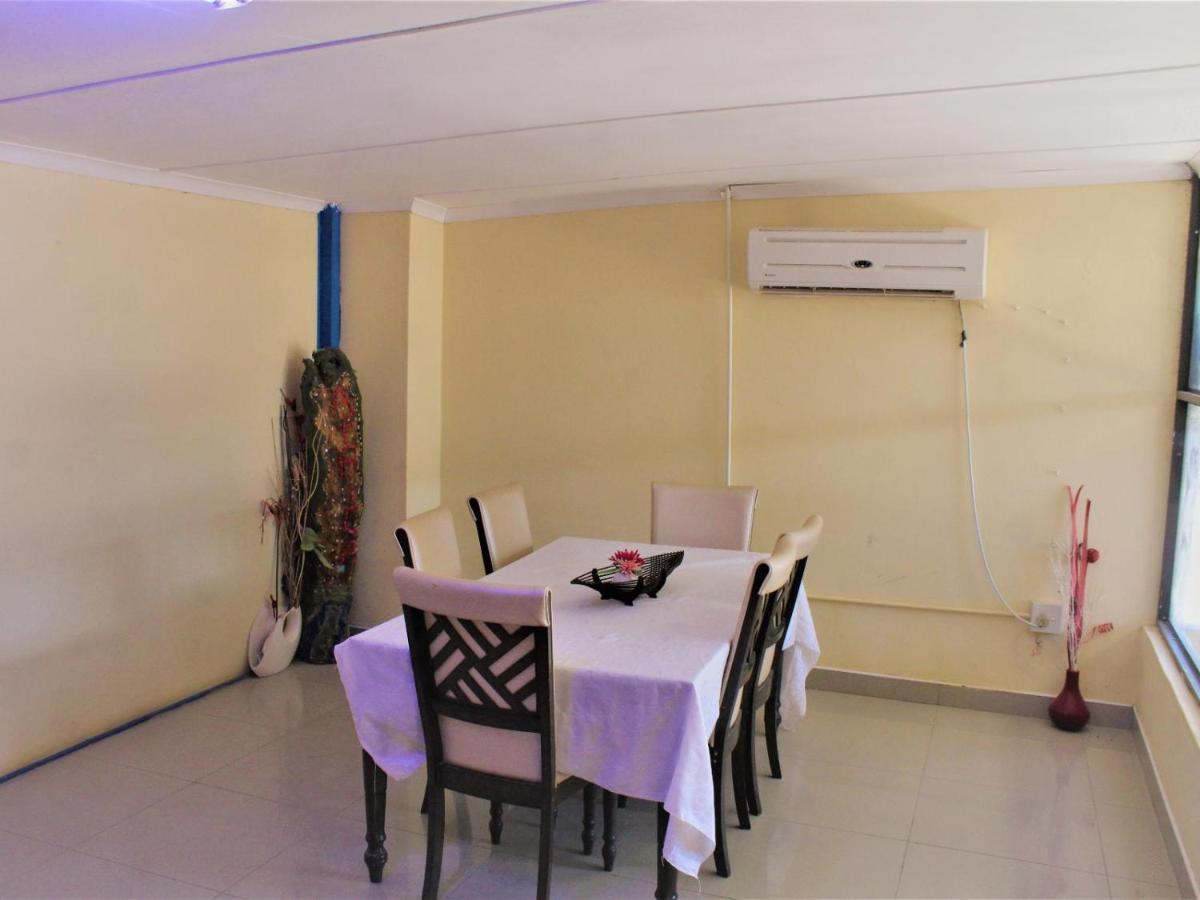 P Wake Guesthouse Opuwo Luaran gambar