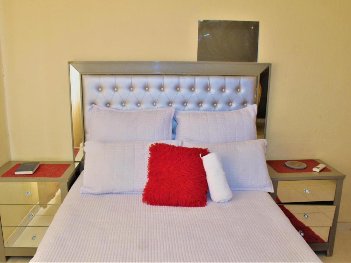 P Wake Guesthouse Opuwo Bilik gambar